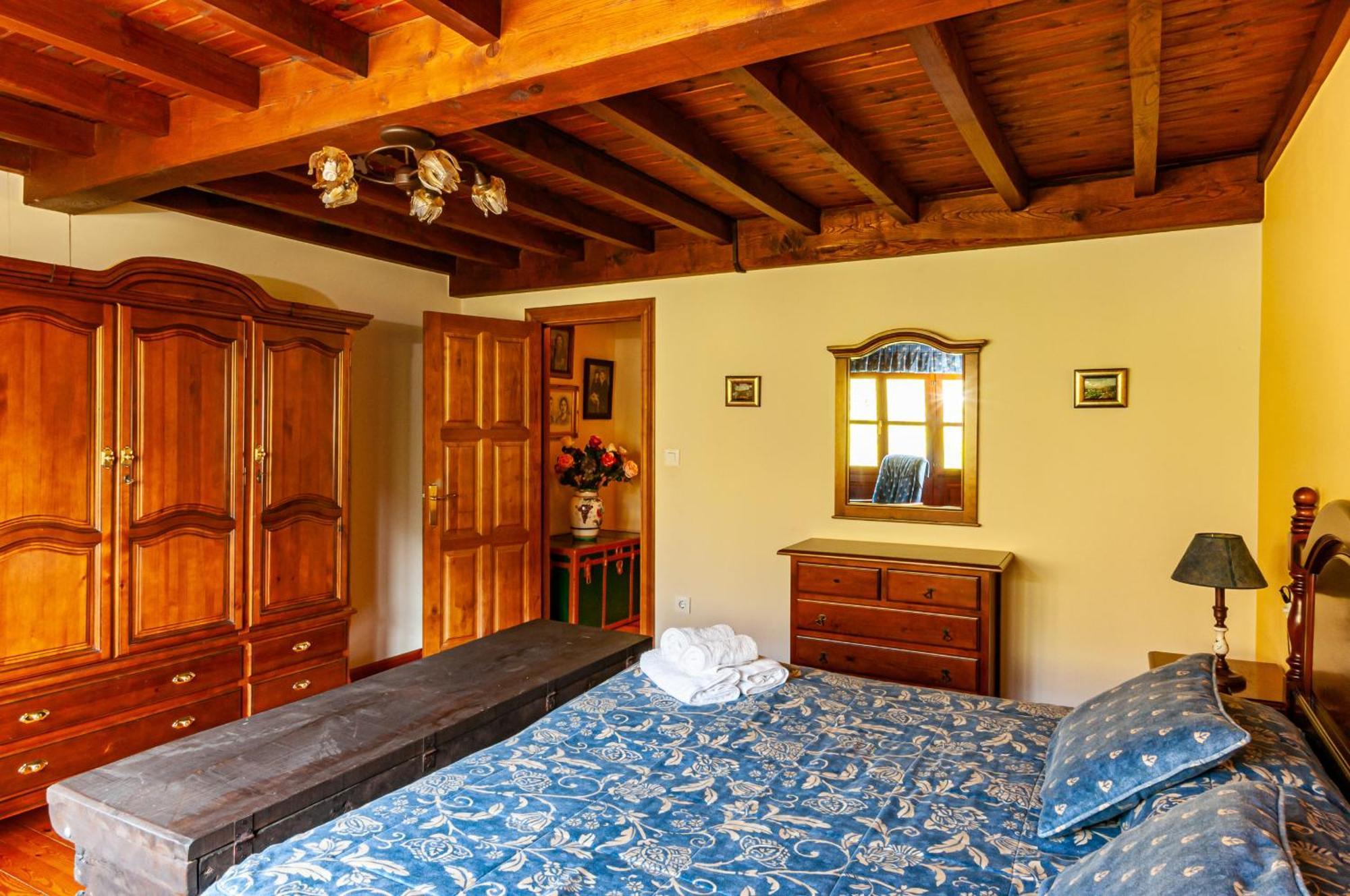 Casa Rural La Regoria Carrena de Cabrales Esterno foto