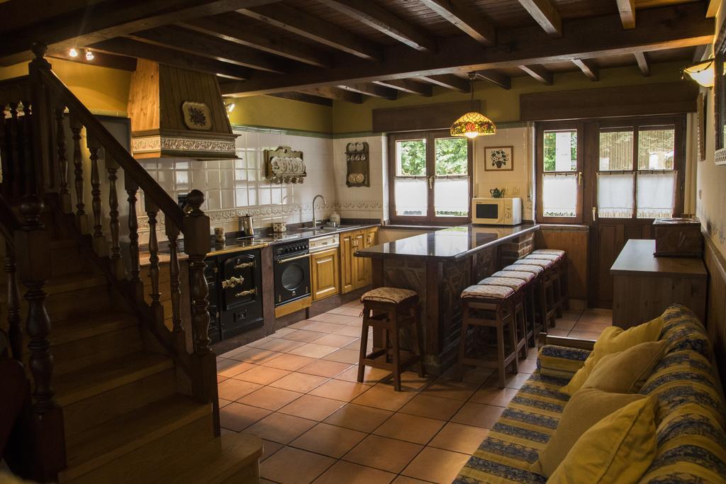 Casa Rural La Regoria Carrena de Cabrales Esterno foto
